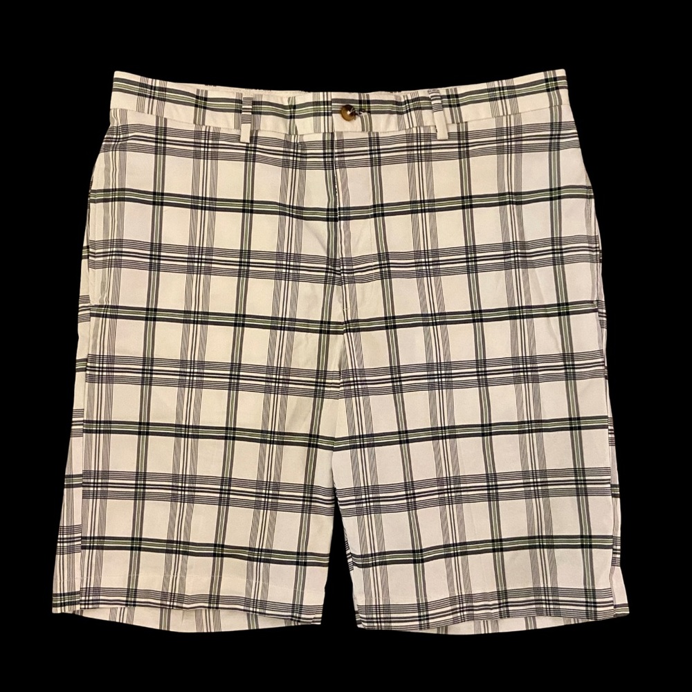 GREG NORMAN PLAID GOLF SHORTS SIZE 36